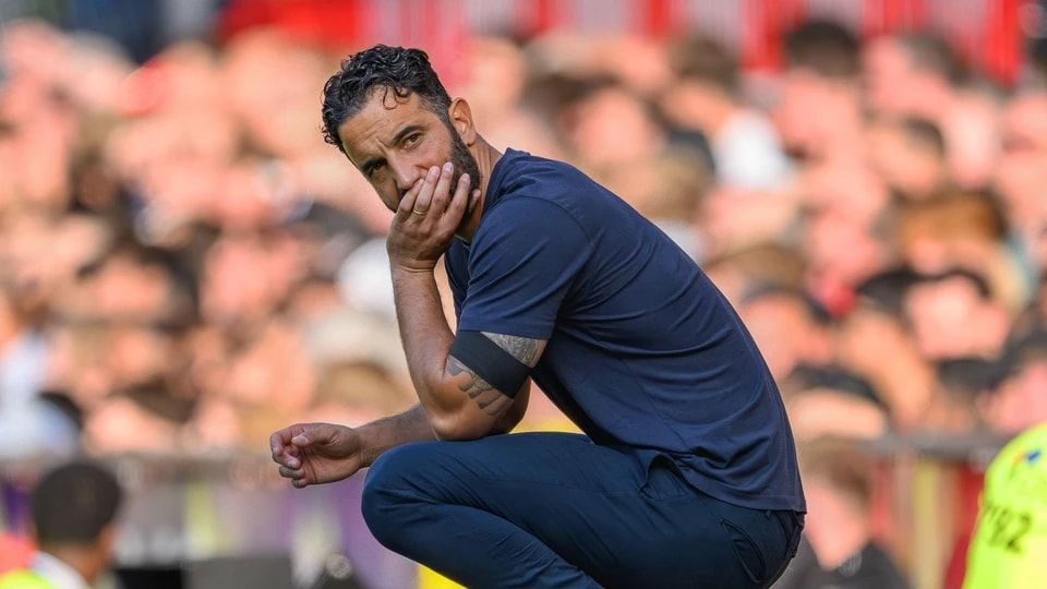 梅努在对阵, 多尔古脚下, src 梅努在对阵, 多尔古脚下, src