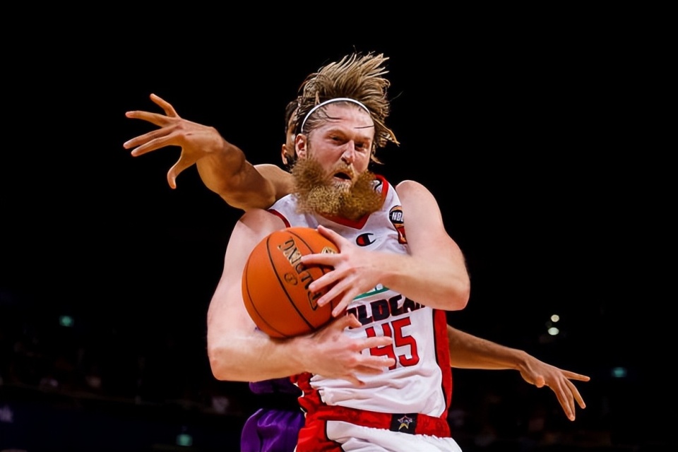 src, 年的NBA, 他在各项赛