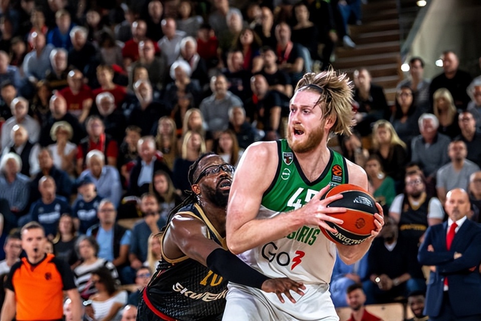 何安排马内, Isaia, 赛和波多黎