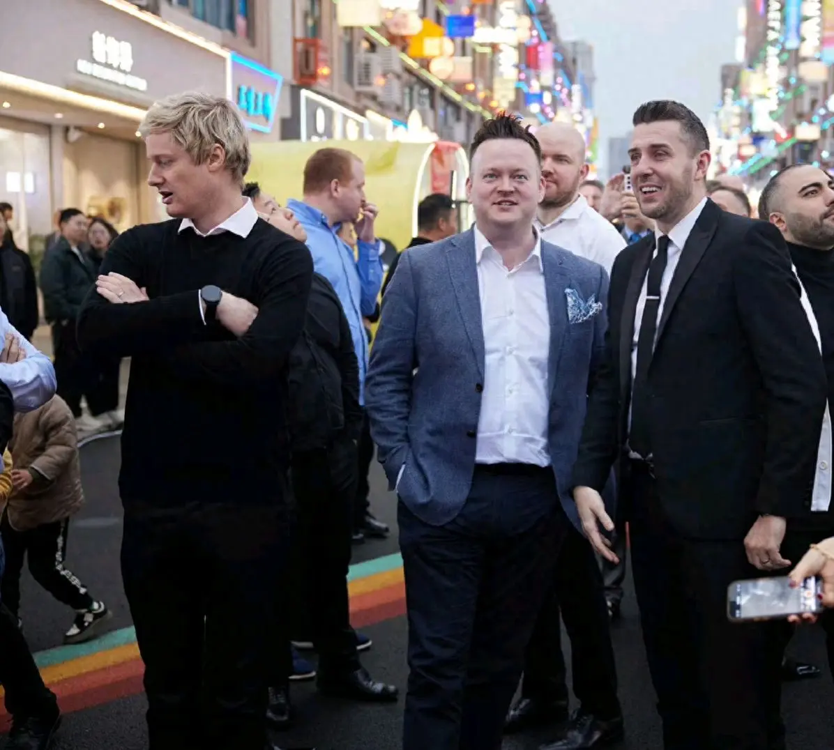 悠悠二十载, 霍金斯, stron 悠悠二十载, 霍金斯, stron